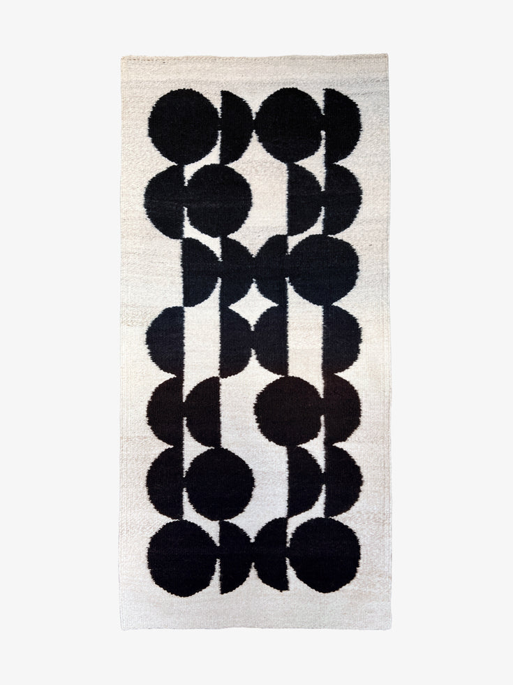 Brizzi Ary, Half-Moon