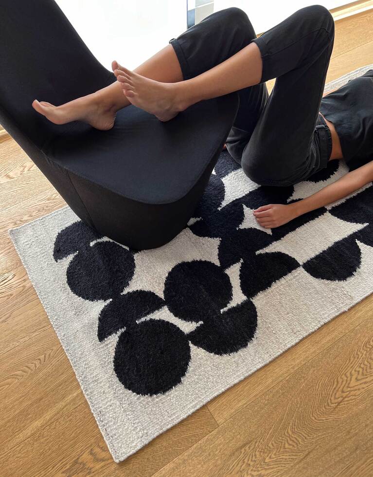 Brizzi Ary, Half-Moon