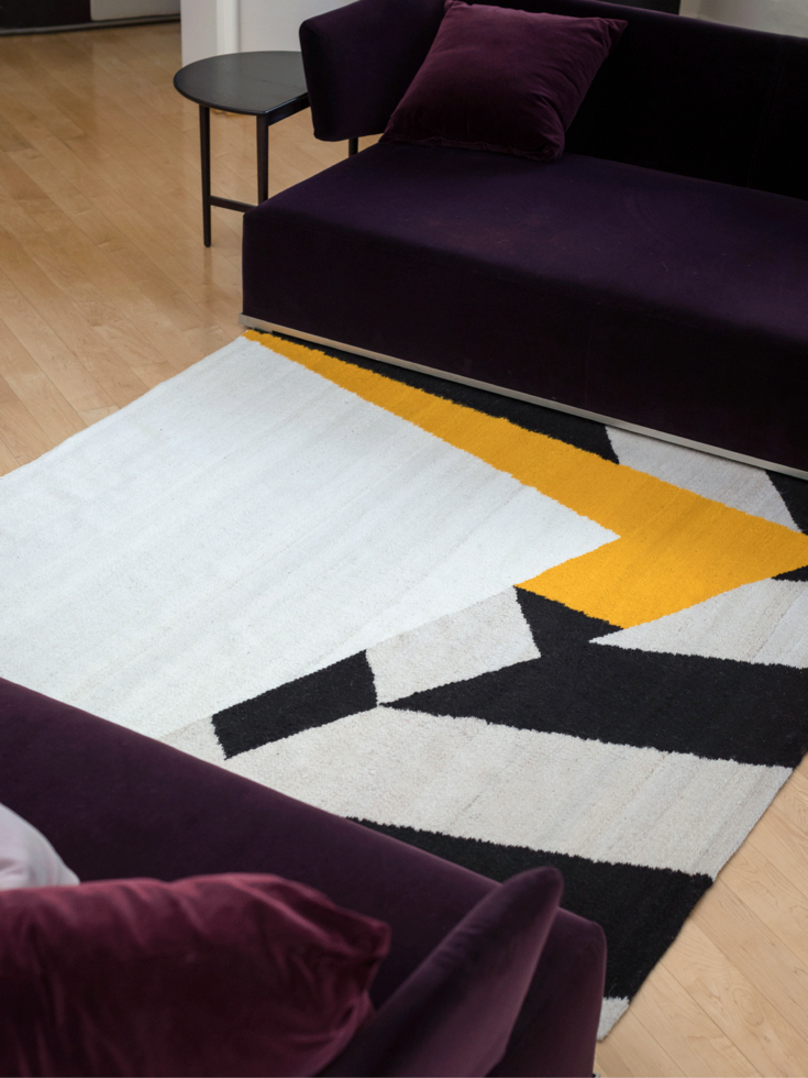 Kemble Kenneth, Yellow Diamond.