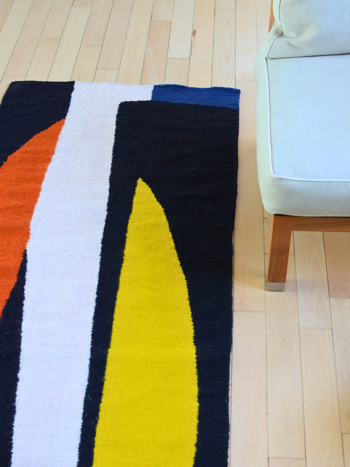 Brizzi Ary, Primary colors.